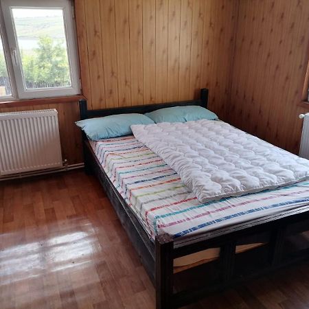 La Elvetian Hotel Iasi Ngoại thất bức ảnh